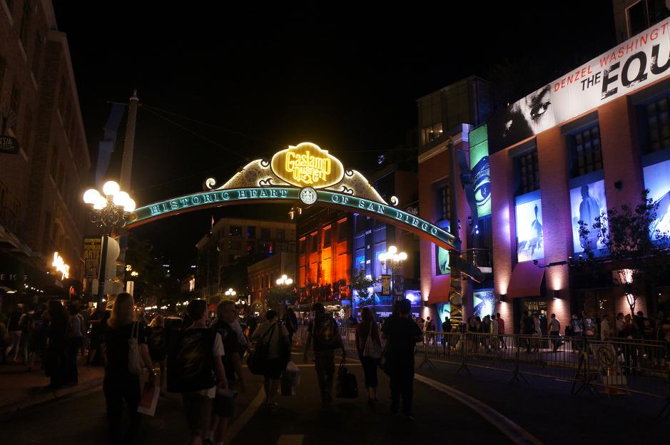 In which city is the famous San Diego Comic-Con held?