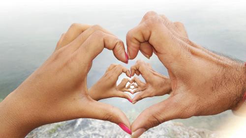 Which gesture is considered a symbol of eternal love?