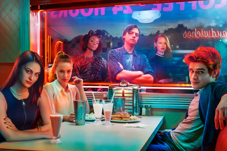 What is the popular diner a lot of people go to in riverdale?