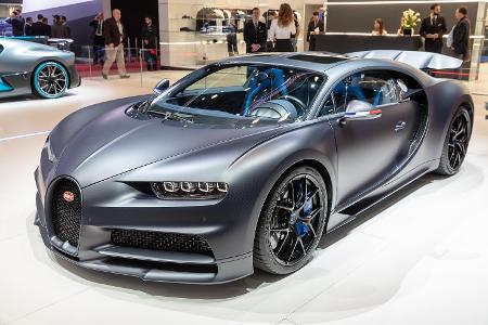 What is the top speed of the Bugatti Chiron?