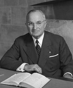 What was the name of the policy proposed by US President Truman to provide financial aid to rebuild war-torn Europe?