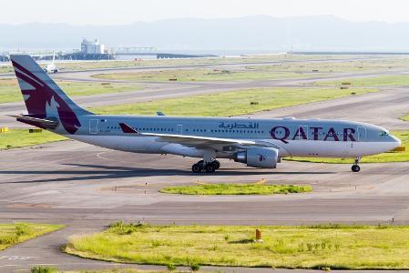 Which airline is headquartered in Doha?