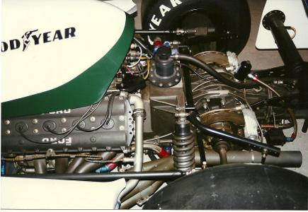 What engine supplier is associated with the team Williams?