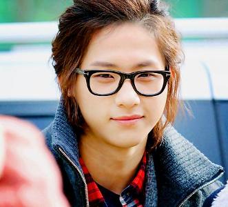 Who is this? Hint: B1A4 Comment: ugh...