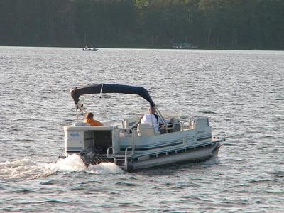 What is the maximum number of passengers a pontoon boat can typically accommodate?