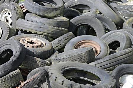 Why should you replace old tyres?