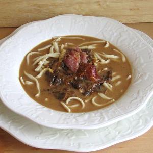 The soup called "Czernina" is part of traditional cousin of which minority?