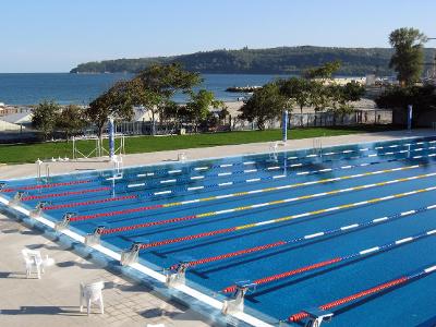 What are the dimensions of the World's Largest Swimming Pool?