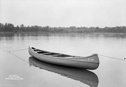 Which of the following is NOT a type of canoe?