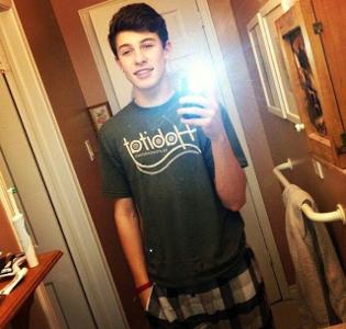 And lastly... How Beautiful is Shawn Mendes?