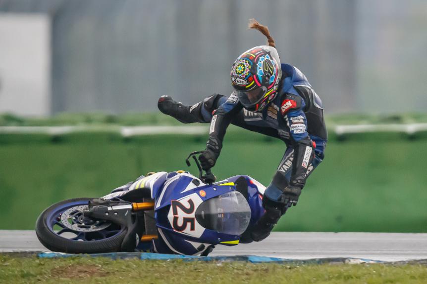 Why is it recommended to avoid sudden acceleration and braking?