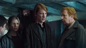 What was the name of the actor who played the member of the Weasley family who got married to Fleur Delecour in Harry Potter and the Deathly Hallows part1?