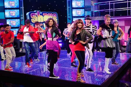 Which of these characters dance on Shake It Up?