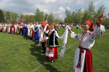 The traditional Folk Dance of Belarus is known as?