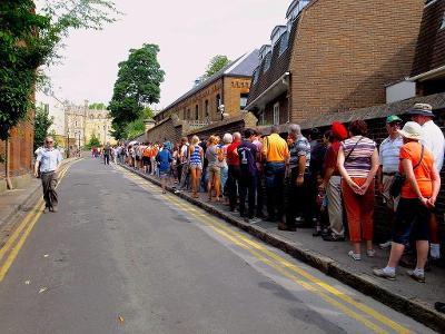 How do you feel about waiting in long queues?