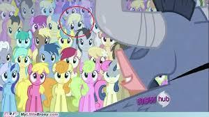 In the Episode May the Best Pet Win Where is derpy In the Backround?