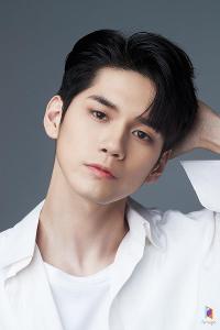 What's Ong Seongwoo's real ig?