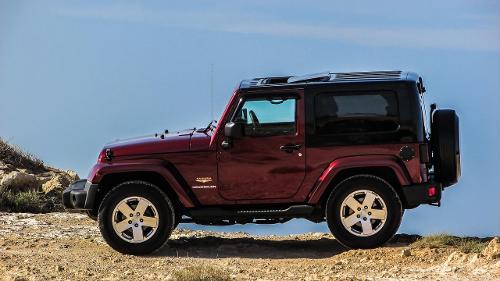 Which company produces the popular Wrangler SUV?