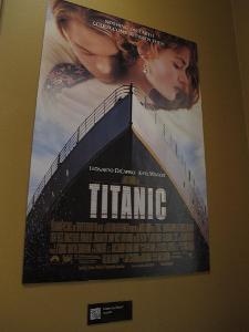 Who directed the movie 'Titanic'?