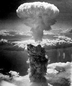 Which two cities in Japan were hit by atomic bombs by the United States?