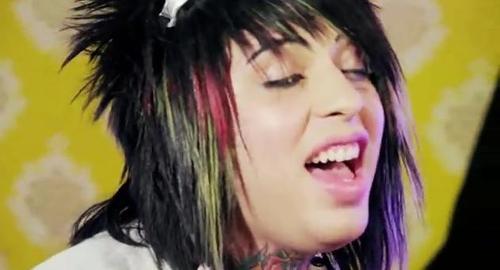 Is Dahvie Vanity about to sneeze on this picture?