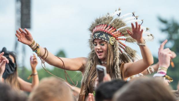 CULTURAL APPRECIATION vs CULTURAL APPROPRIATION CULTURAL APPRECIATION vs CULTURAL APPROPRIATION