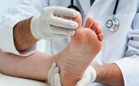 Diabetes Foot Ulcer Symptoms, Causes, Infections and Treatment