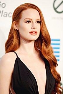 Who plays Cheryl Blossom in the Tv show Riverdale?