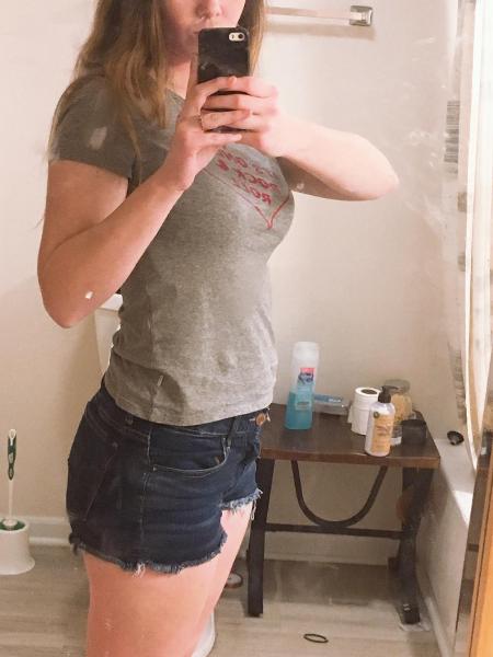 excuse the shitty bathroom mirror selfie but i felt cute,,