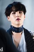 YOONGI WITH A CHOKER (star if you agree)
