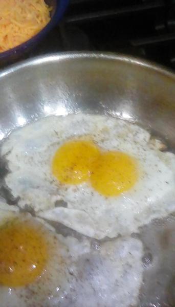 Two yolks in one egg??? ????