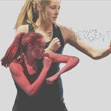 Dark_and_Divergent's Photo
