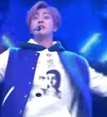 aNd AlL i wAntEd WaS A GoOd pIctUrE oF JiN *dies laughing*