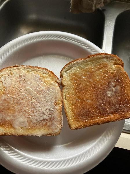 buttered toast :33