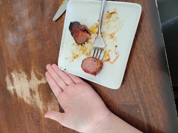 There was a bone in my sausage >:0
