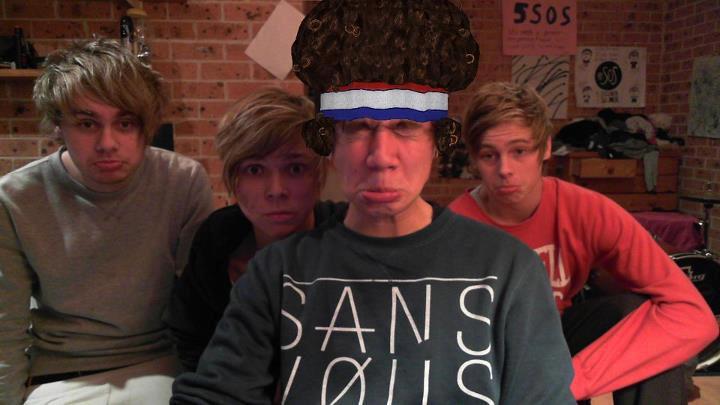 Leonie_5sos Leonie_5sos