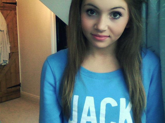 Lucyr27 Lucyr27