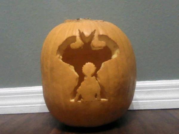 I forgot to show you that I carved for Halloween.